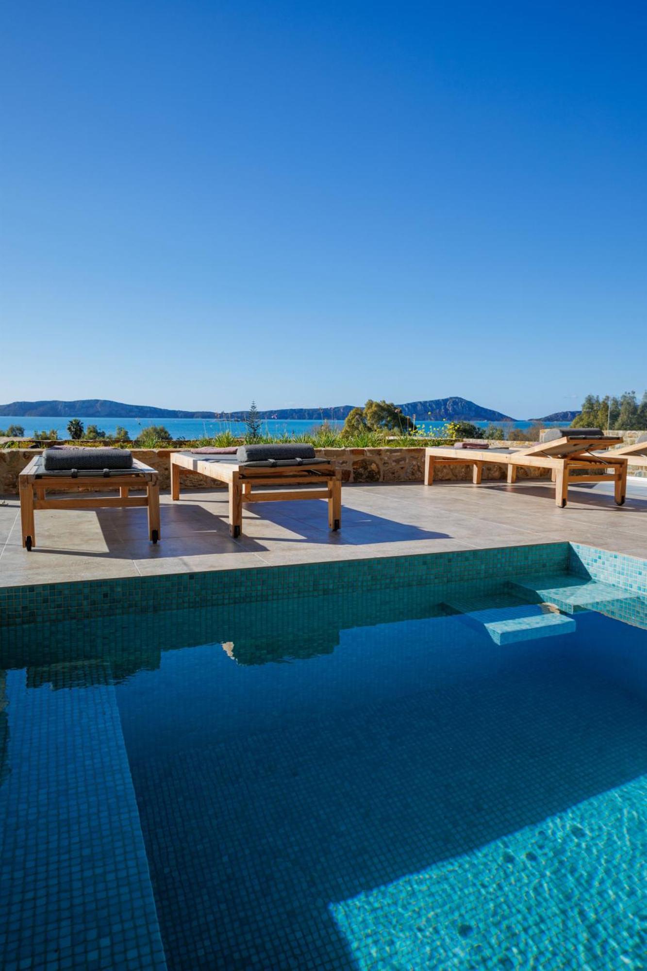Hills 6 - Luxury With Private Pool * גיאלובה
