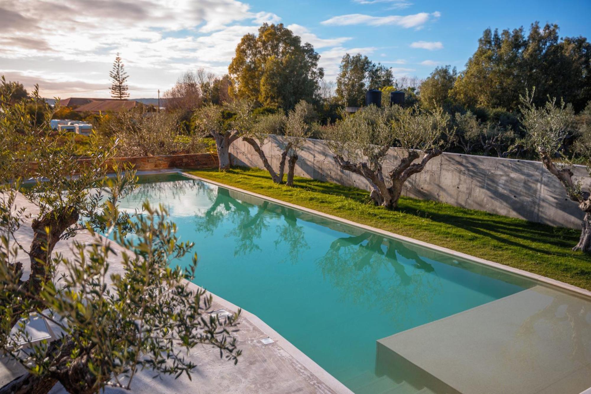 Hills 6 - Luxury With Private Pool * גיאלובה