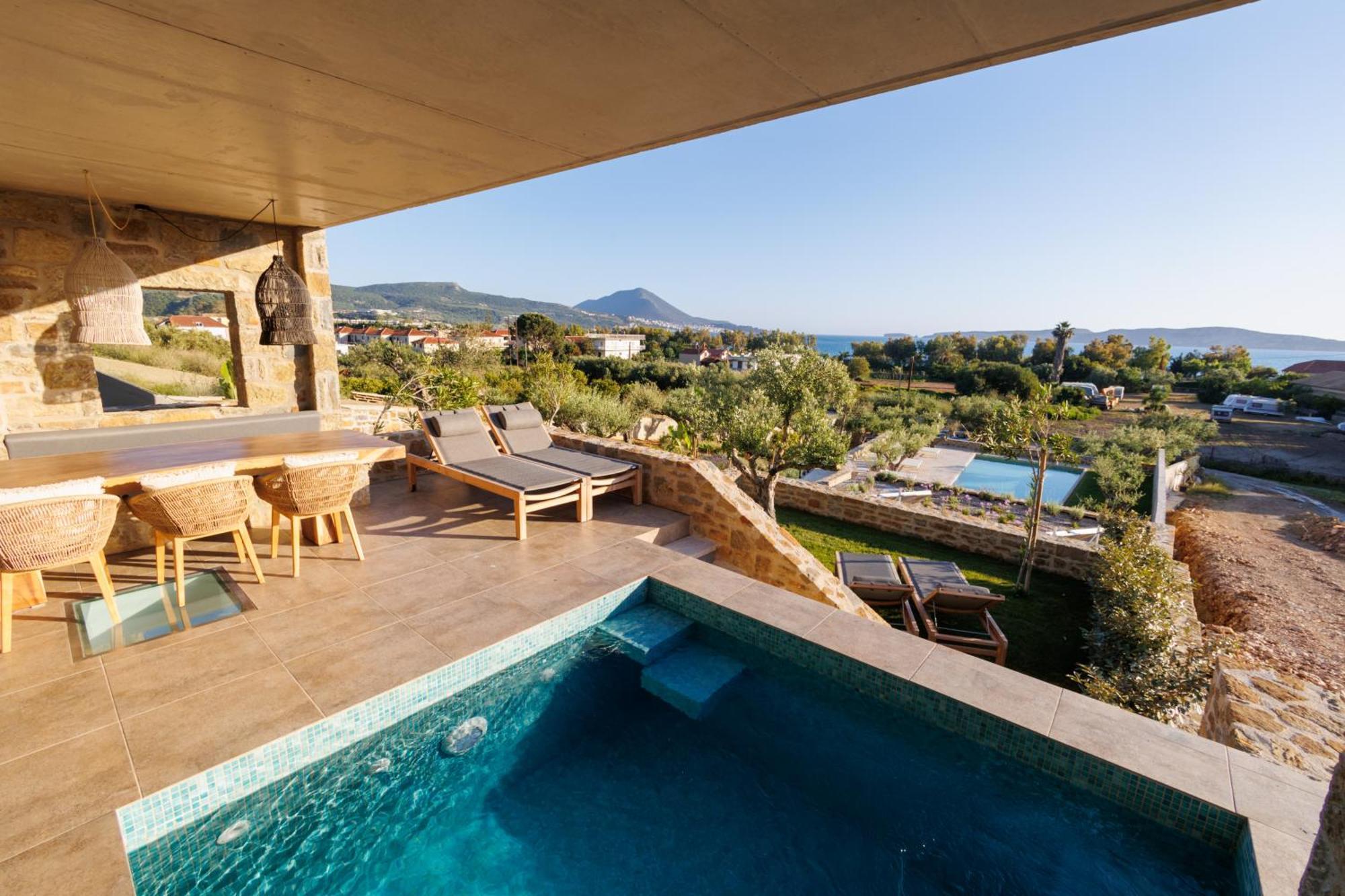 Hills 6 - Luxury With Private Pool Hébergement de vacances Gialova