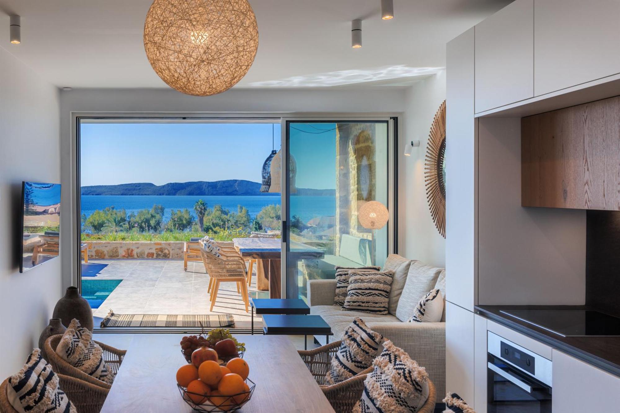 Hills 6 - Luxury With Private Pool Hébergement de vacances Gialova