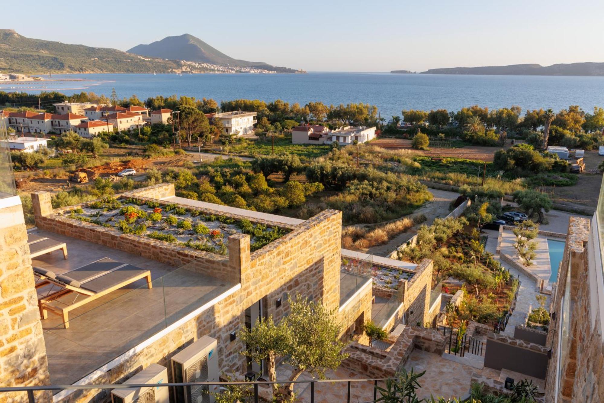 Vakantiehuis Hills 6 - Luxury With Private Pool Gialova
