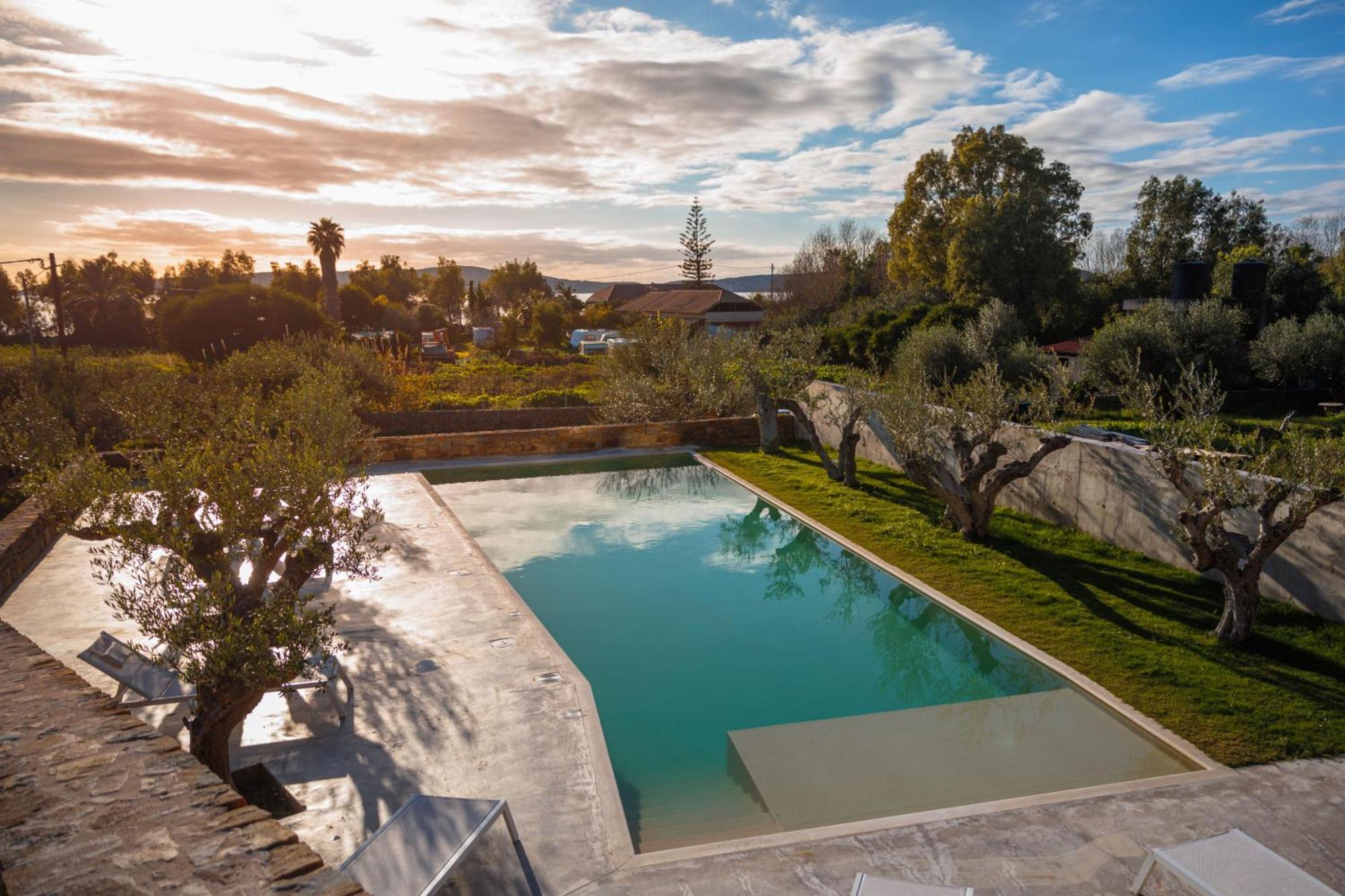 Hills 6 - Luxury With Private Pool Hébergement de vacances Gialova